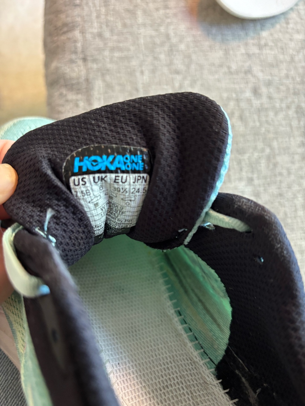 HOKA ONE ONE W Bondi 9 Blue Spark/Mint Fluorite Women's 7.5B - Picture 10 of 10